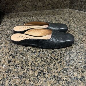 French Sole FS/NY women’s flat mules NEW